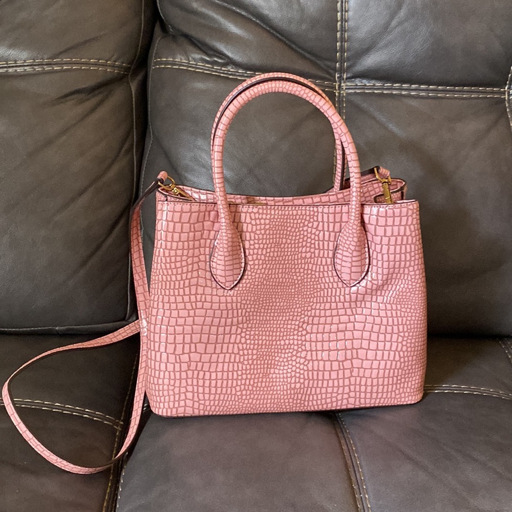 Movdarl Pink Croc Leather Bag